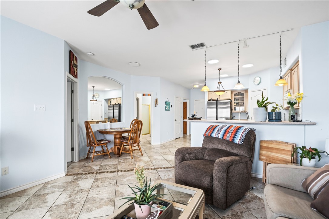 15429 Salt Cay Ct B Corpus Christi TX 78418