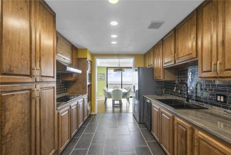 4500 Ocean Drive 4 B Corpus Christi TX 78412