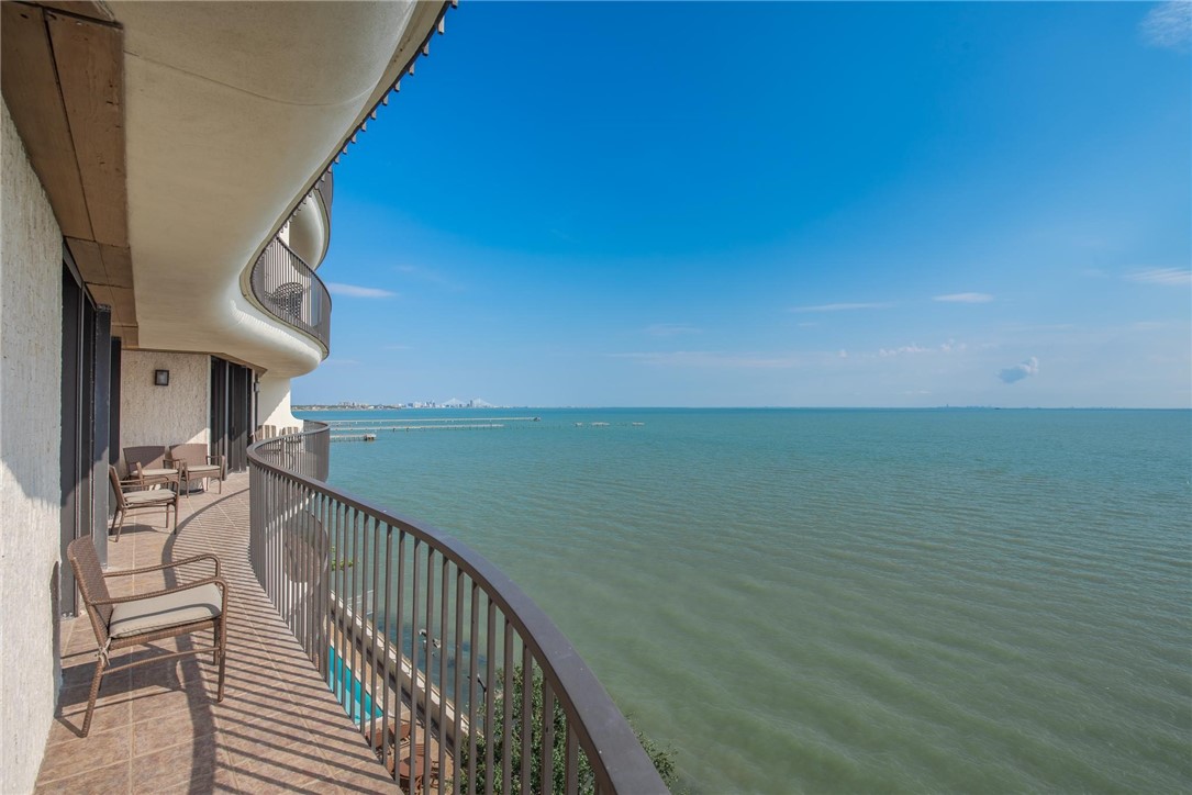 4500 Ocean Dr 4 B Corpus Christi TX 78412