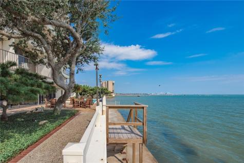 4500 Ocean Drive 4 B Corpus Christi TX 78412