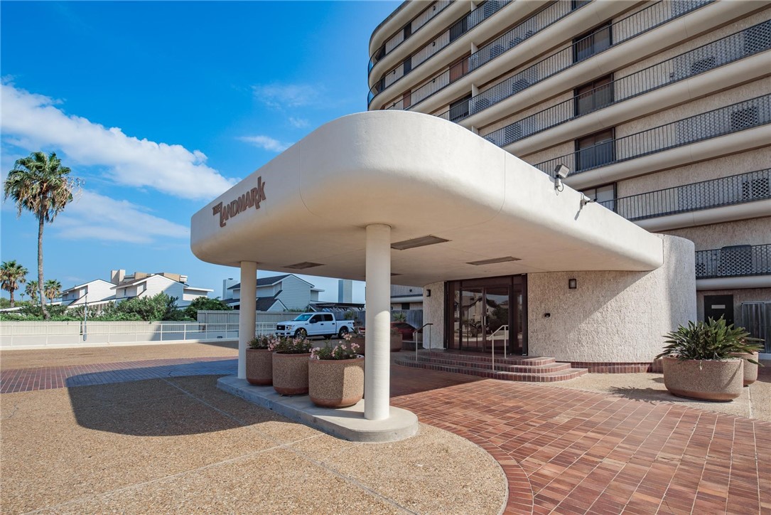 4500 Ocean Dr 4 B Corpus Christi TX 78412