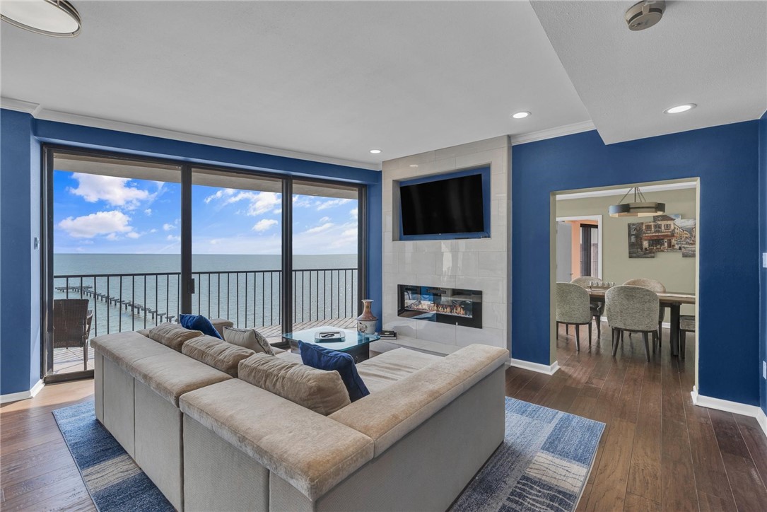 4500 Ocean Dr 4 B Corpus Christi TX 78412