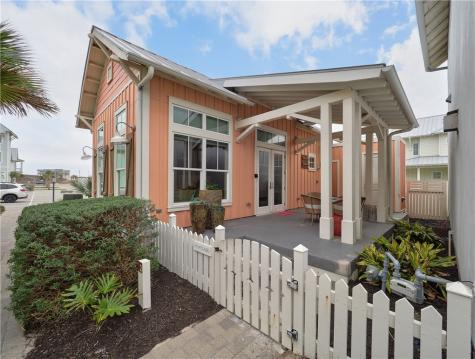 600 Center N 2 Port Aransas TX 78373