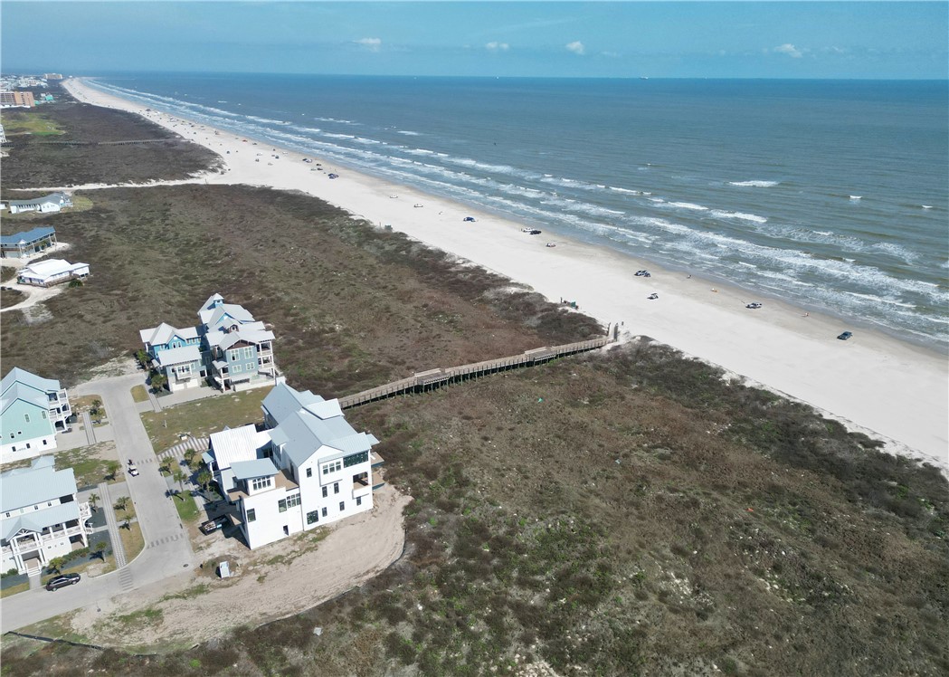 600 Center N 2 Port Aransas TX 78373