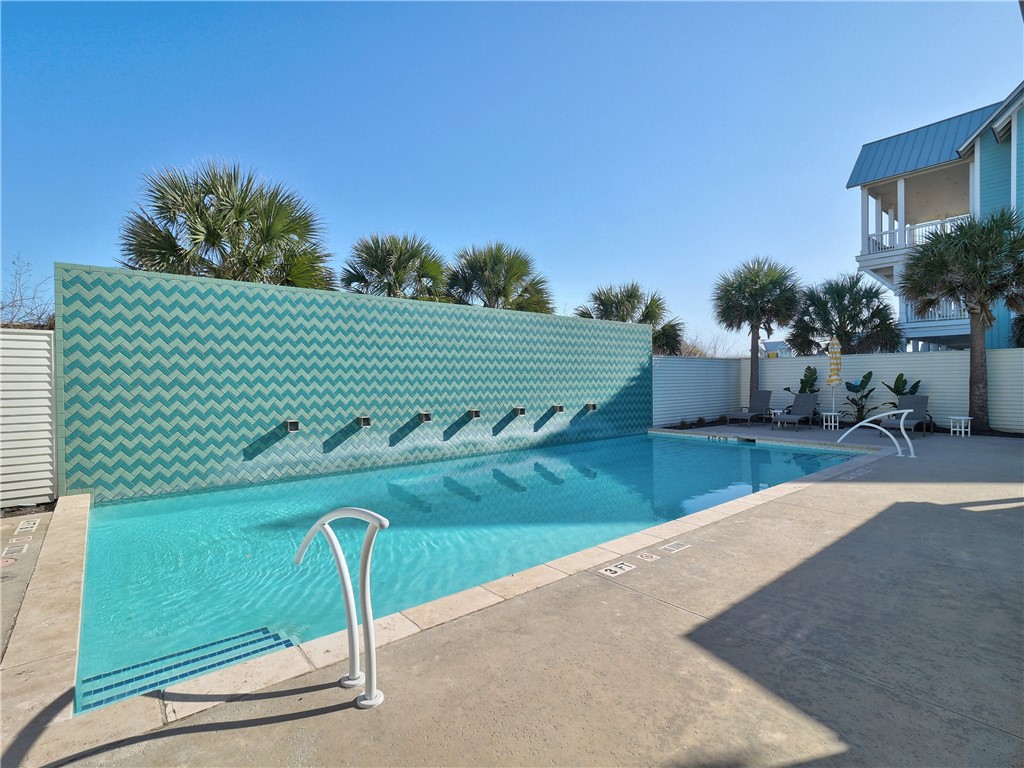 600 Center N 2 Port Aransas TX 78373