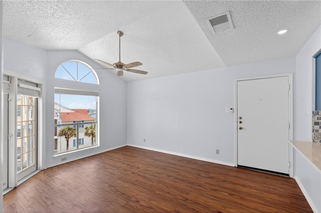 14721 Whitecap Boulevard 317 Corpus Christi TX 78418