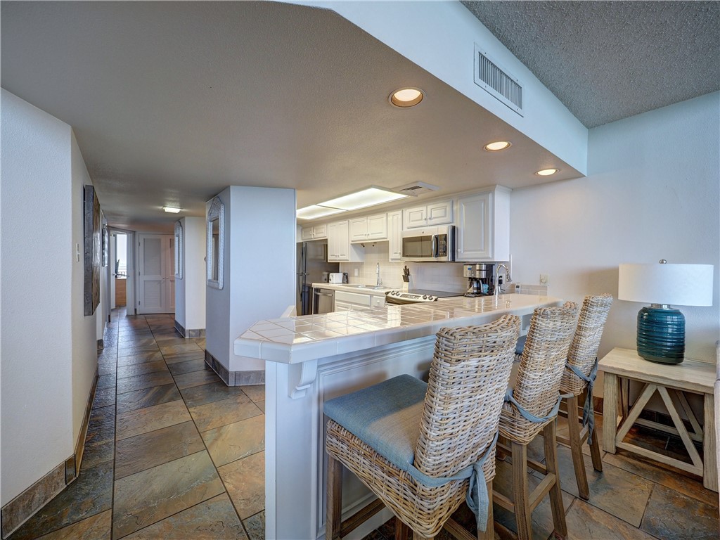 6649 Seacomber Drive 1110 Port Aransas TX 78373