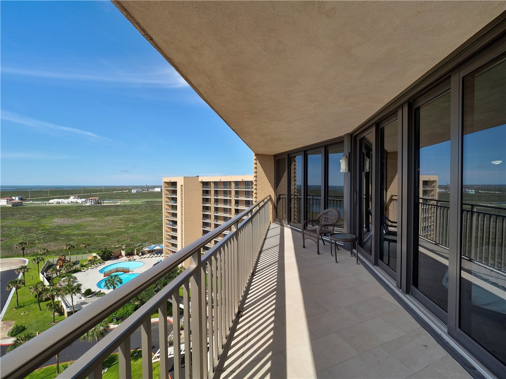 6649 Seacomber Drive 1110 Port Aransas TX 78373