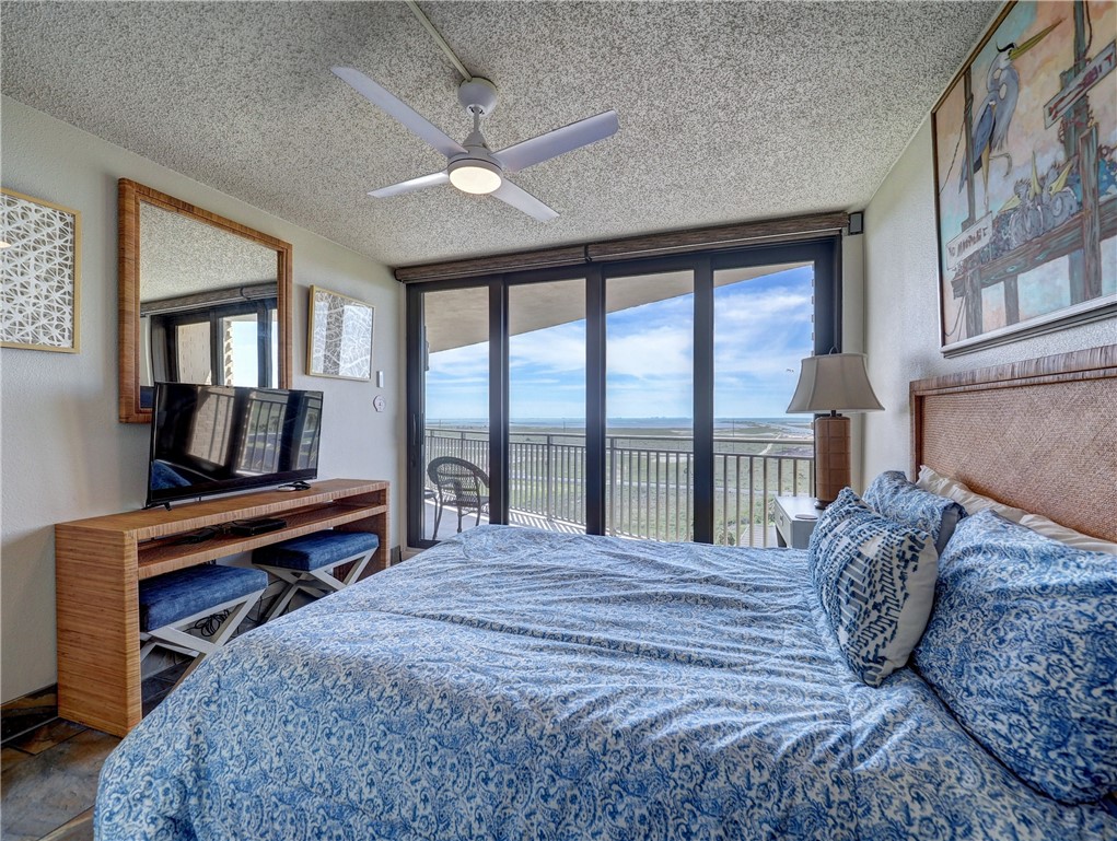 6649 Seacomber Drive 1110 Port Aransas TX 78373