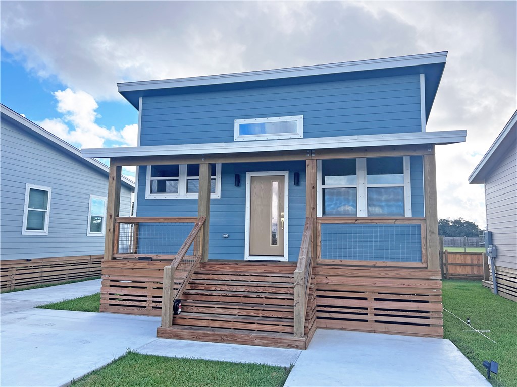 110 Landry 110 Rockport TX 78382