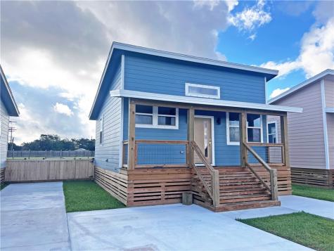 110 Landry 110 Rockport TX 78382