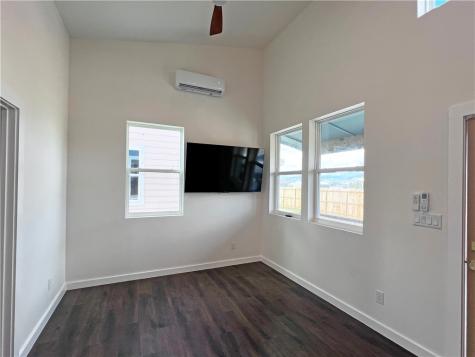 110 Landry 110 Rockport TX 78382