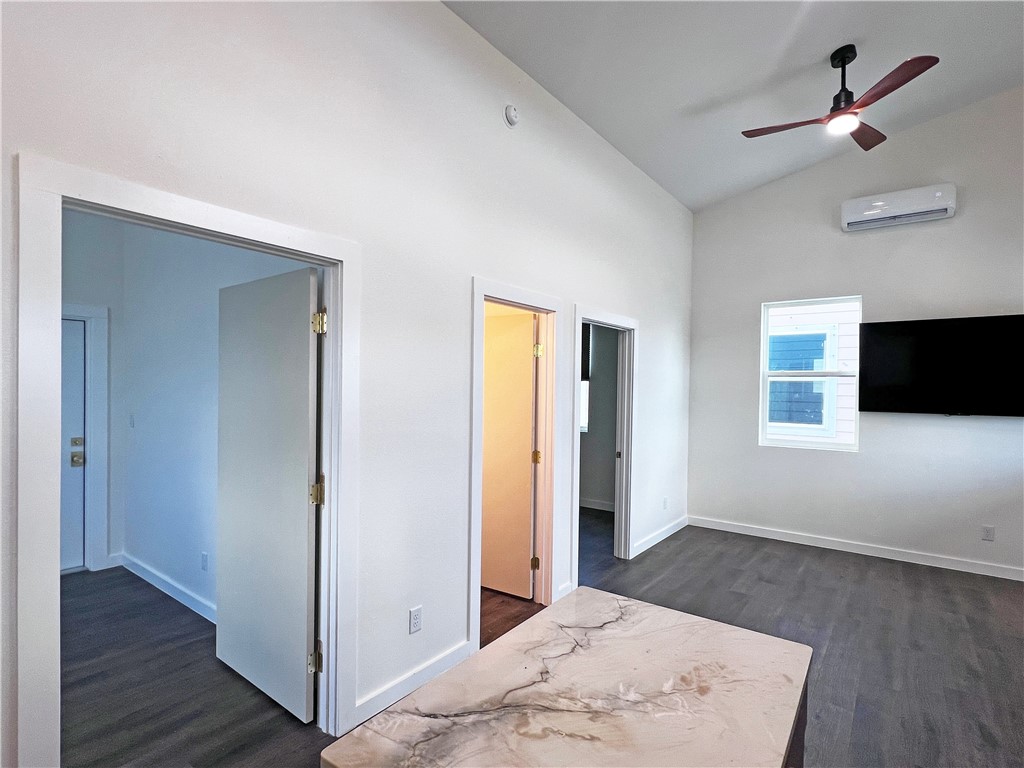 110 Landry 110 Rockport TX 78382