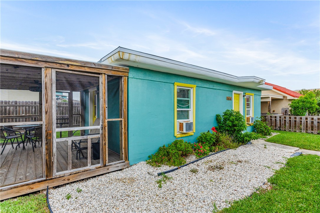 134 N Alister Street 26 Port Aransas TX 78373