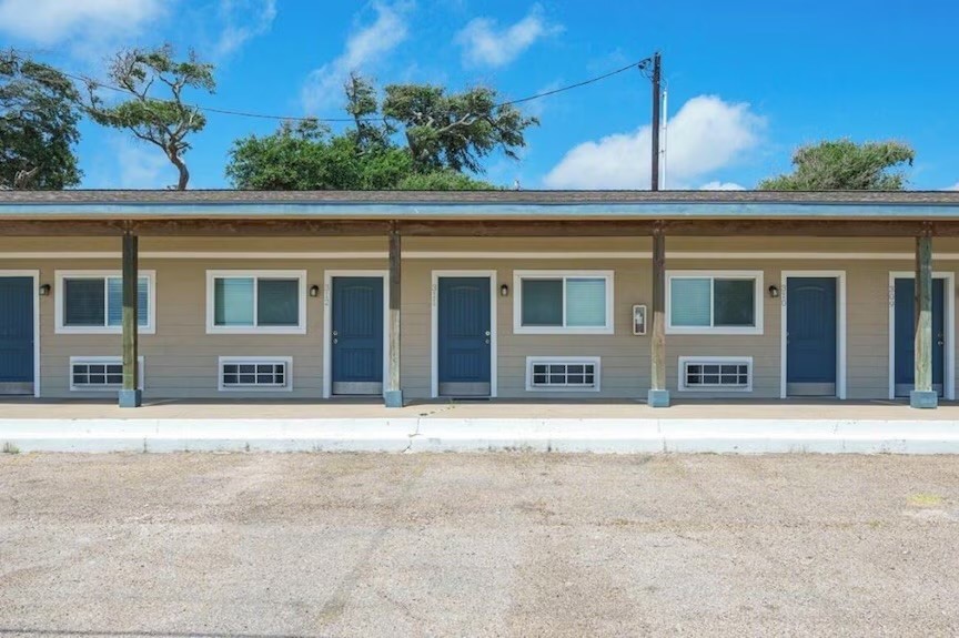 919 N Fulton Beach 312 Rockport TX 78382