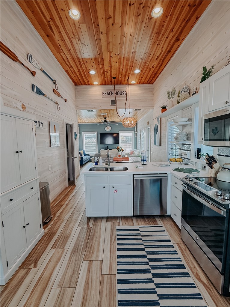 2525 S 11th Street 6 Port Aransas TX 78373