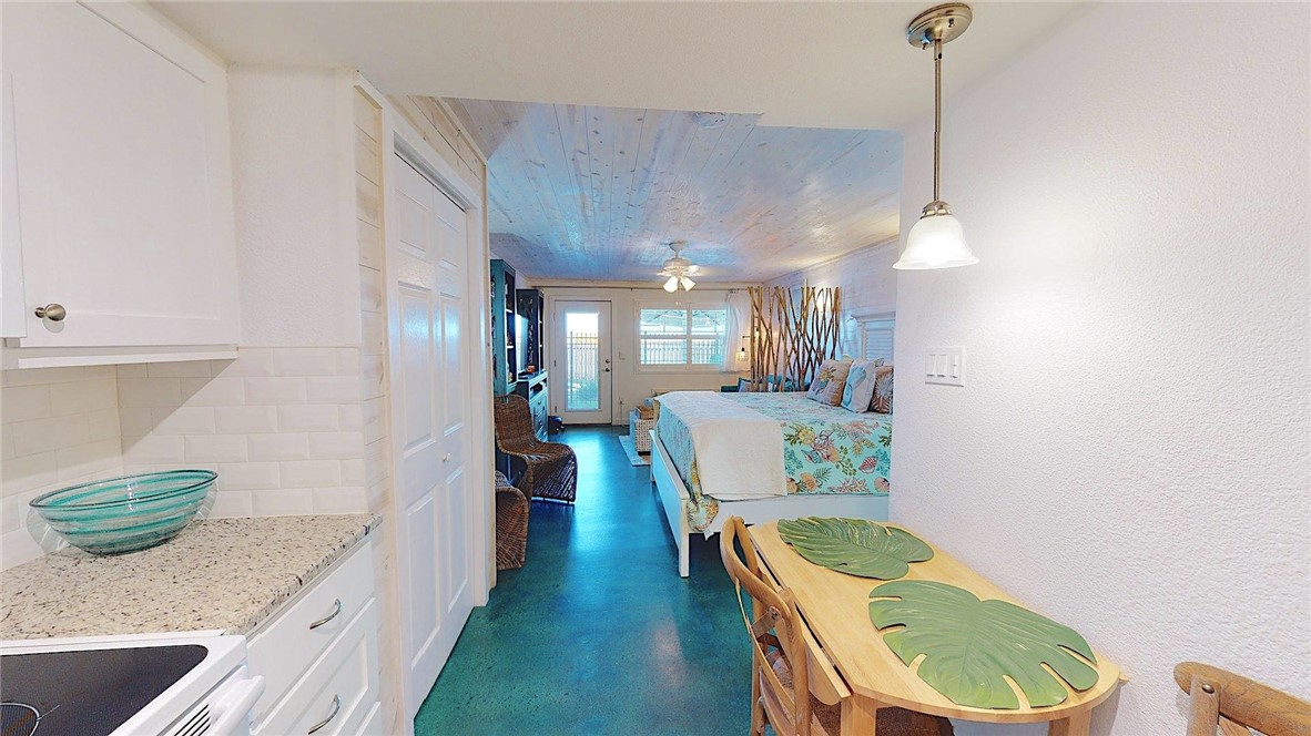 407 Beach Avenue 115 Port Aransas TX 78373