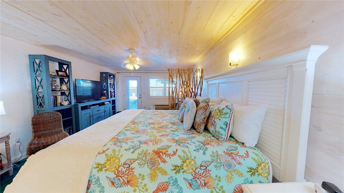 407 Beach Avenue 115 Port Aransas TX 78373