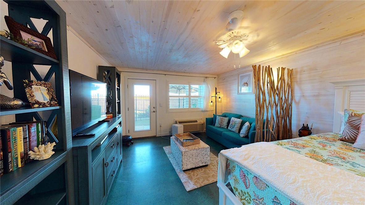 407 Beach Avenue 115 Port Aransas TX 78373
