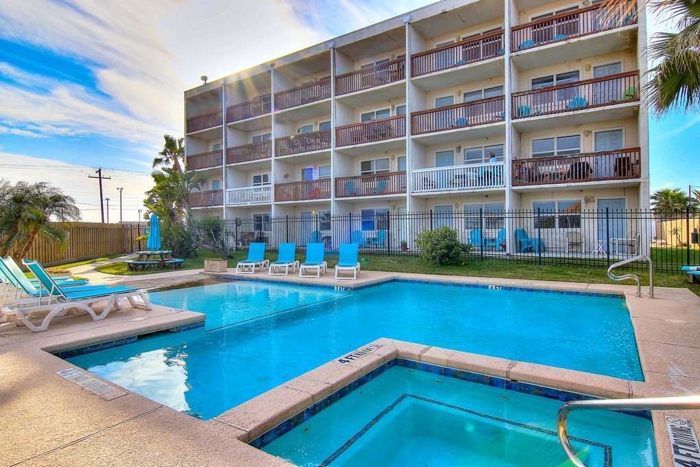 407 Beach Avenue 115 Port Aransas TX 78373