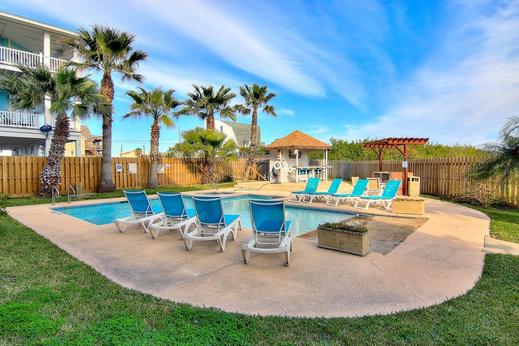 407 Beach Avenue 115 Port Aransas TX 78373