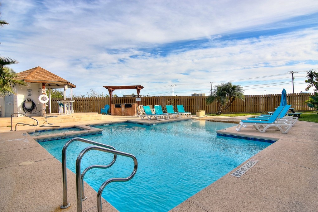 407 Beach Avenue 115 Port Aransas TX 78373