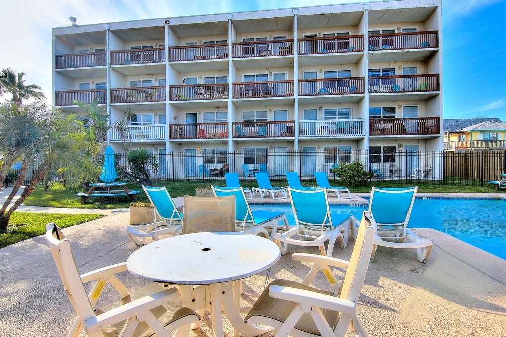 407 Beach Avenue 115 Port Aransas TX 78373