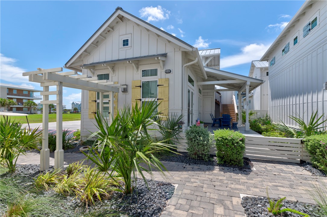 673 Center Square South S 17 Port Aransas TX 78373