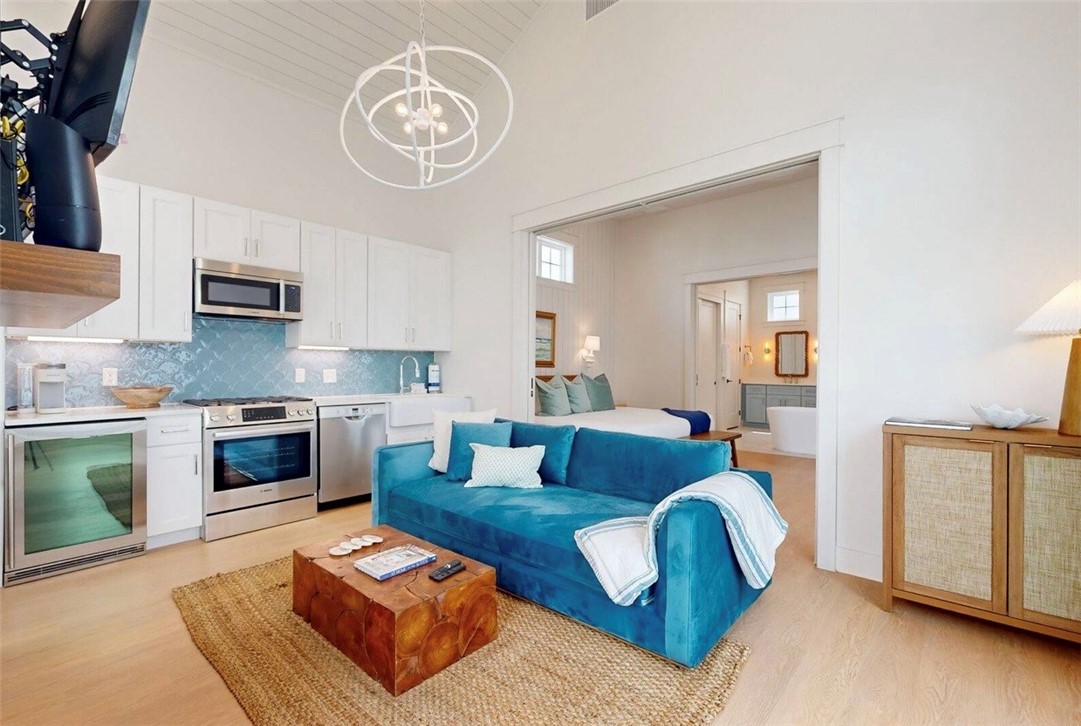 673 Center Square South S 17 Port Aransas TX 78373