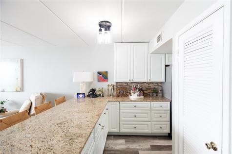 4334 Ocean Drive 403 Corpus Christi TX 78412