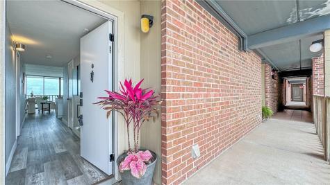 4334 Ocean Drive 403 Corpus Christi TX 78412