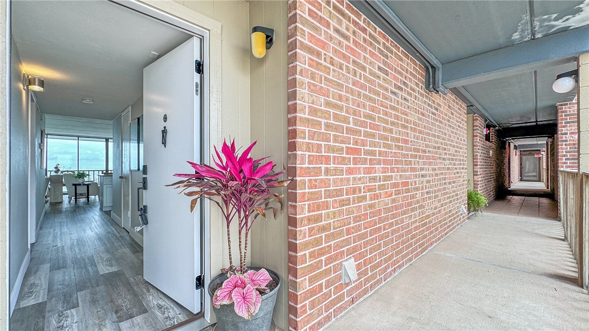 4334 Ocean Drive 403 Corpus Christi TX 78412