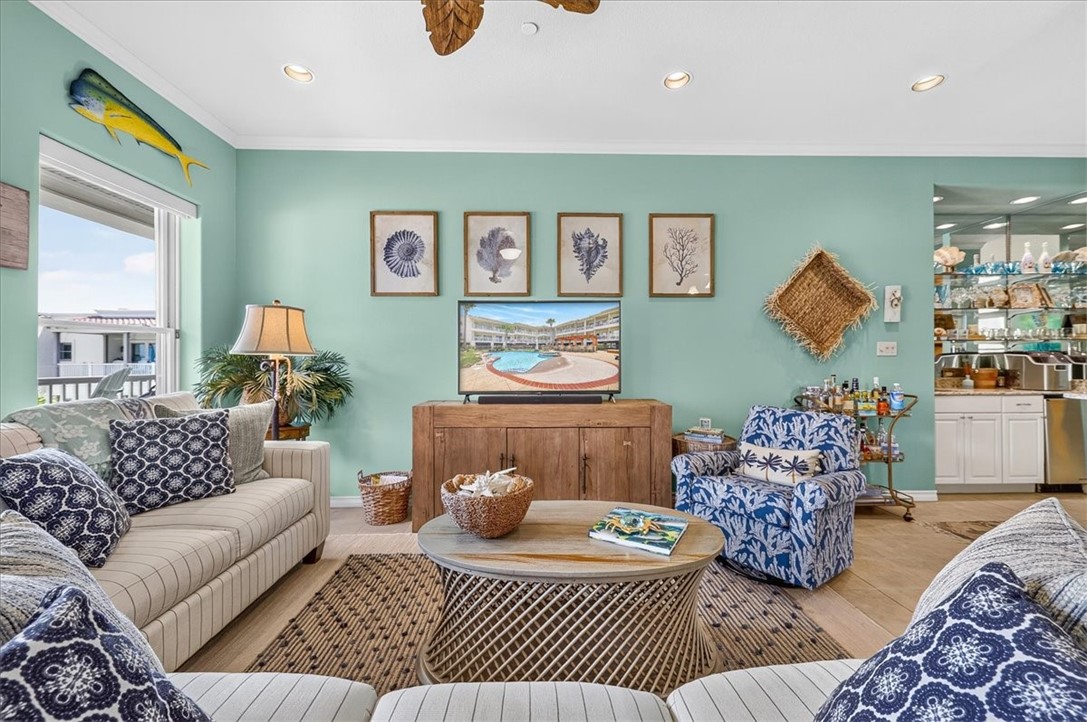 224 W Cotter Avenue 206 Port Aransas TX 78373