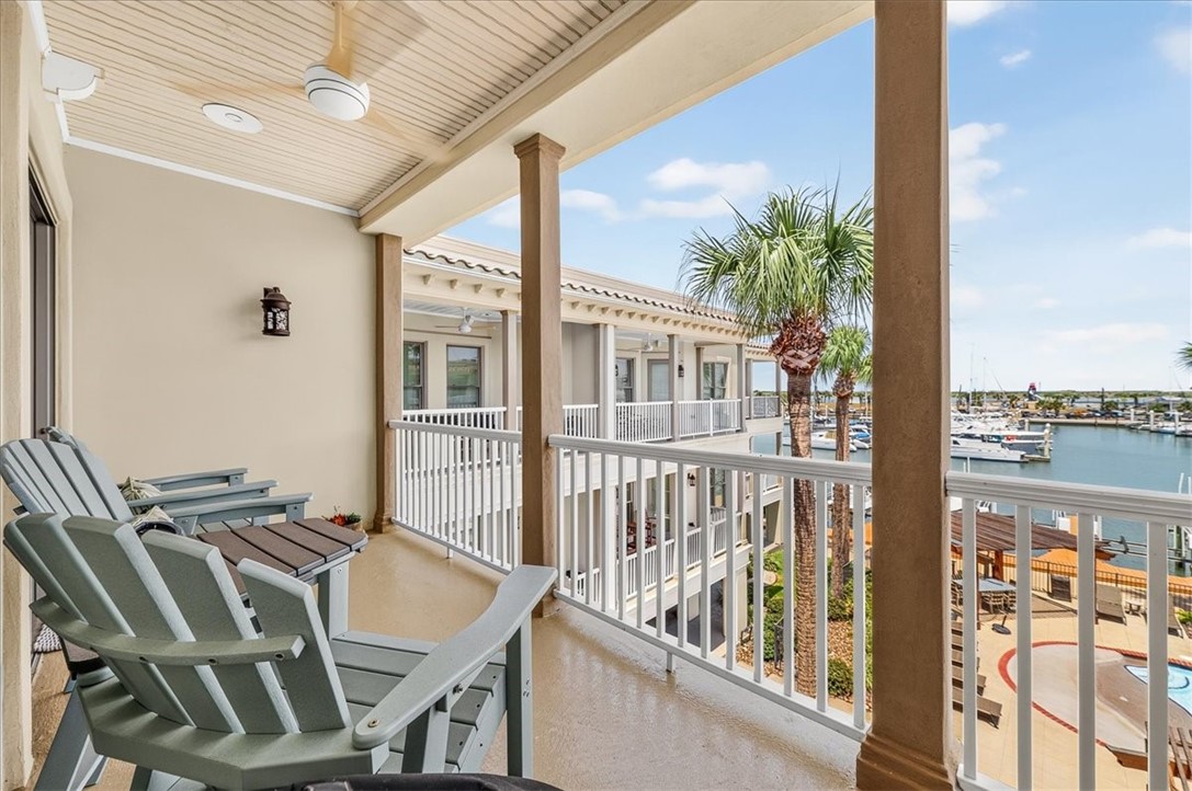 224 W Cotter Avenue 206 Port Aransas TX 78373