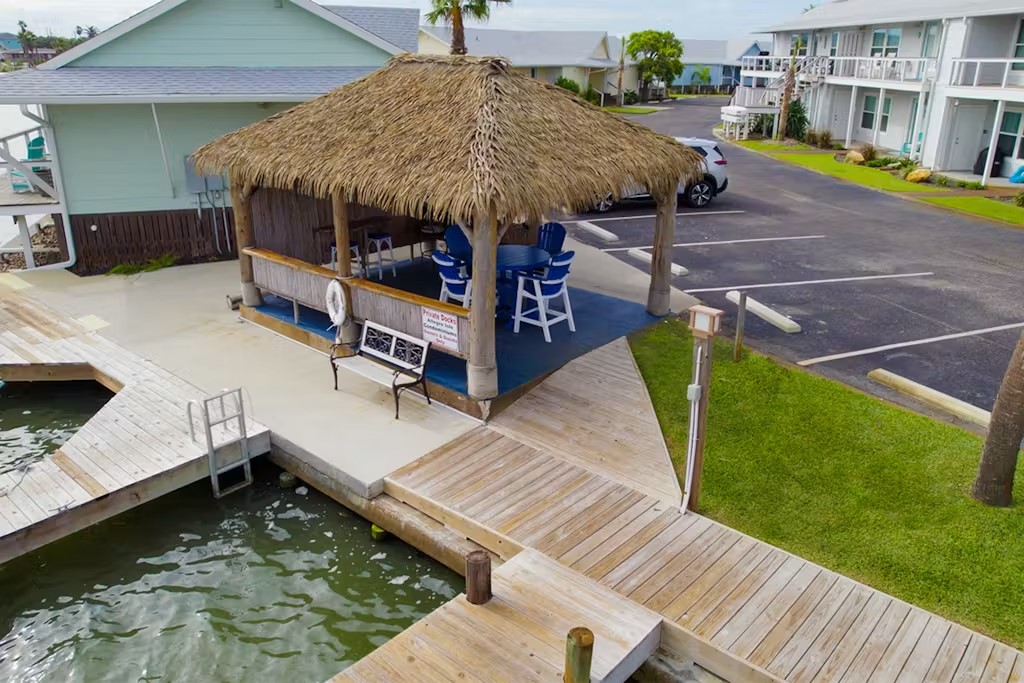 71 Nassau Drive 402 Rockport TX 78382