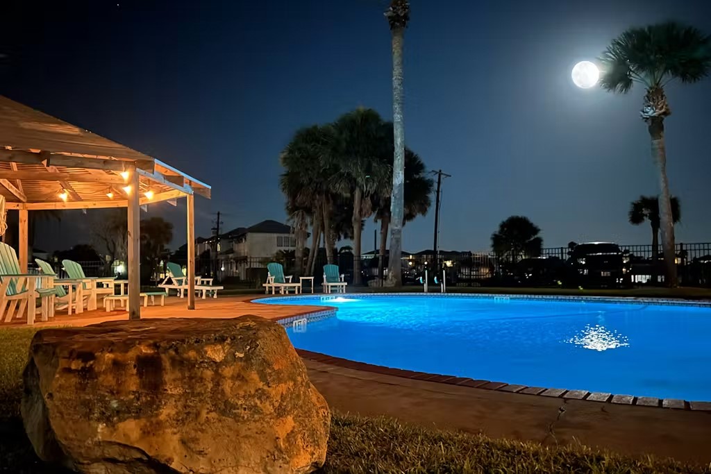 71 Nassau Drive 402 Rockport TX 78382