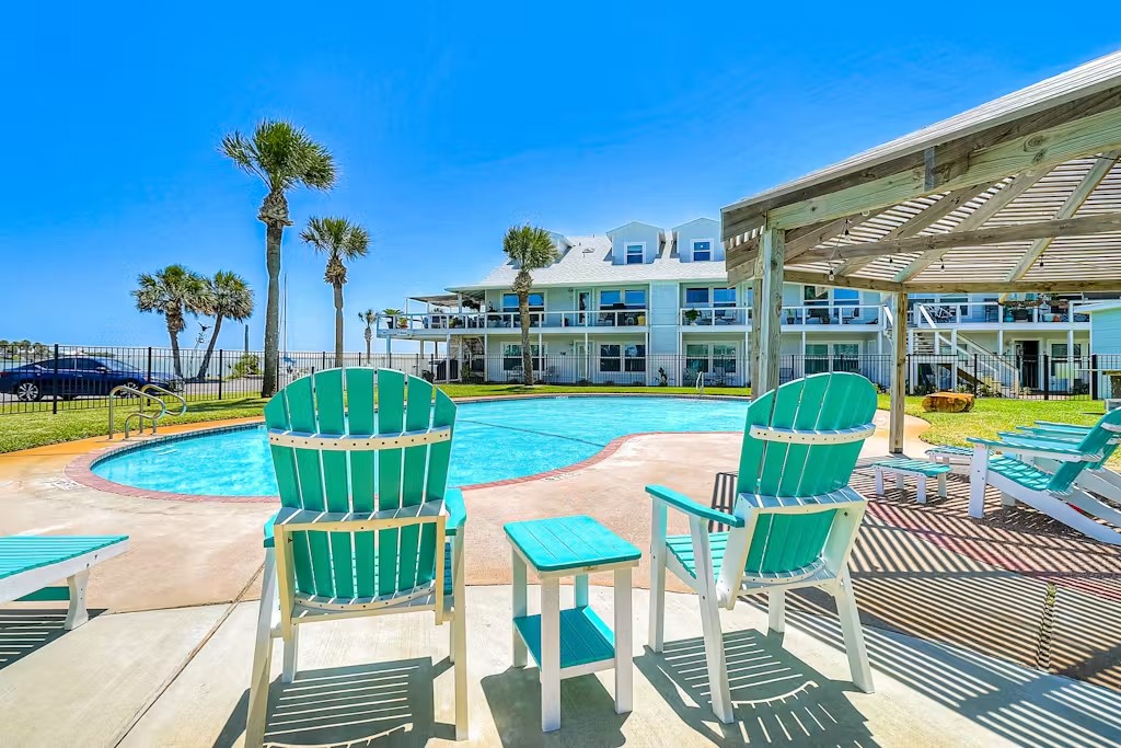 71 Nassau Drive 402 Rockport TX 78382