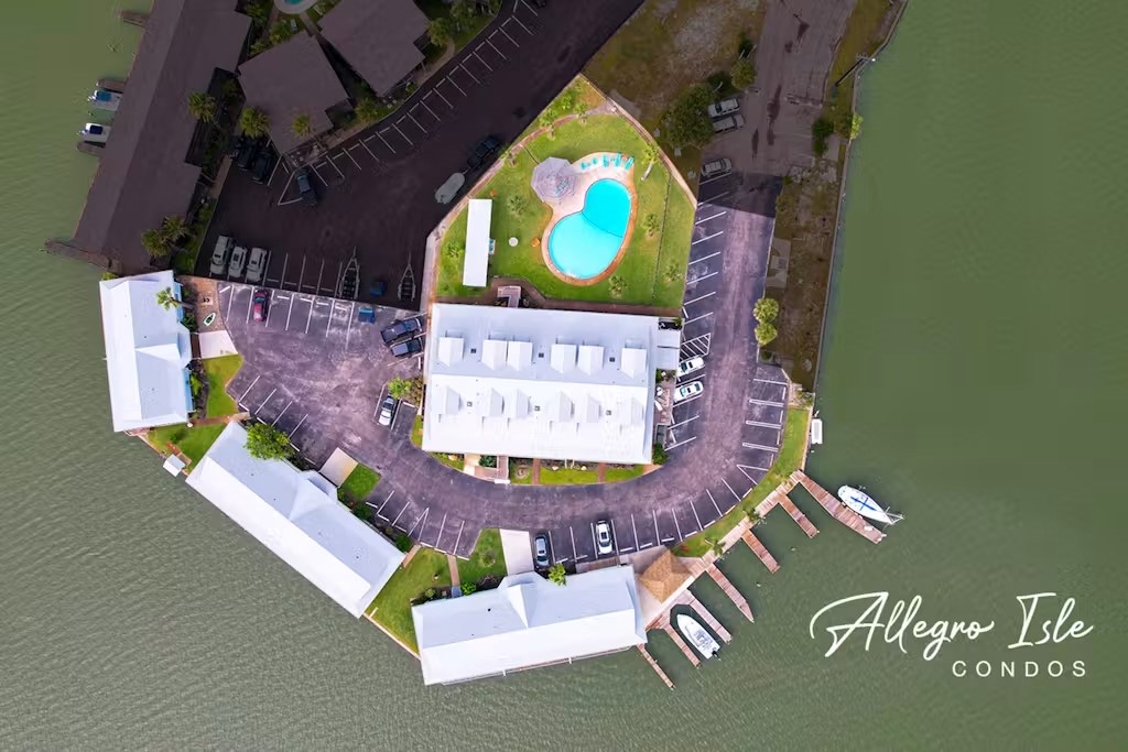 71 Nassau Drive 402 Rockport TX 78382