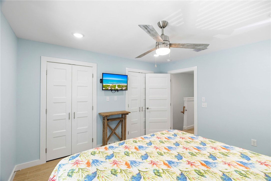 1806 Highway 35 N D-4 Rockport TX 78382