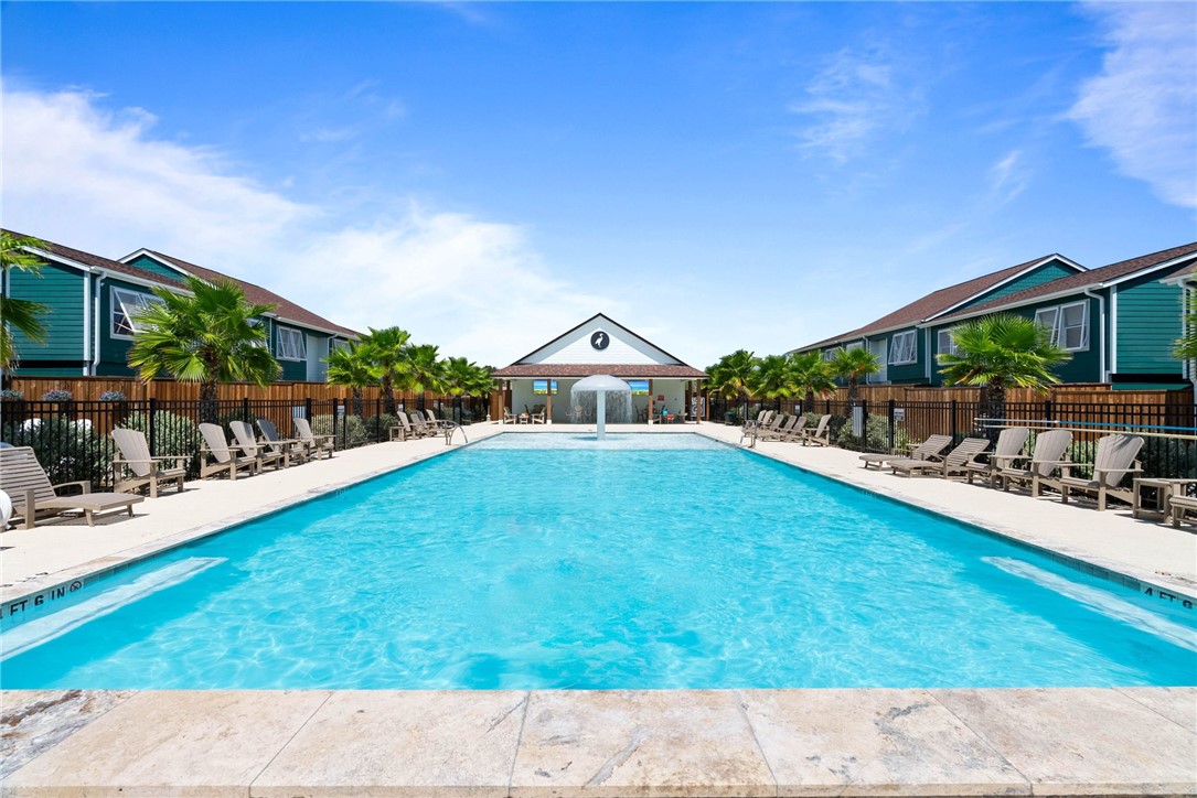 1806 Highway 35 N D-4 Rockport TX 78382