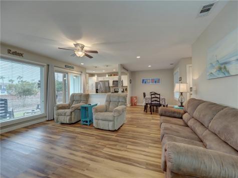 230 Cut Off 129 Port Aransas TX 78373