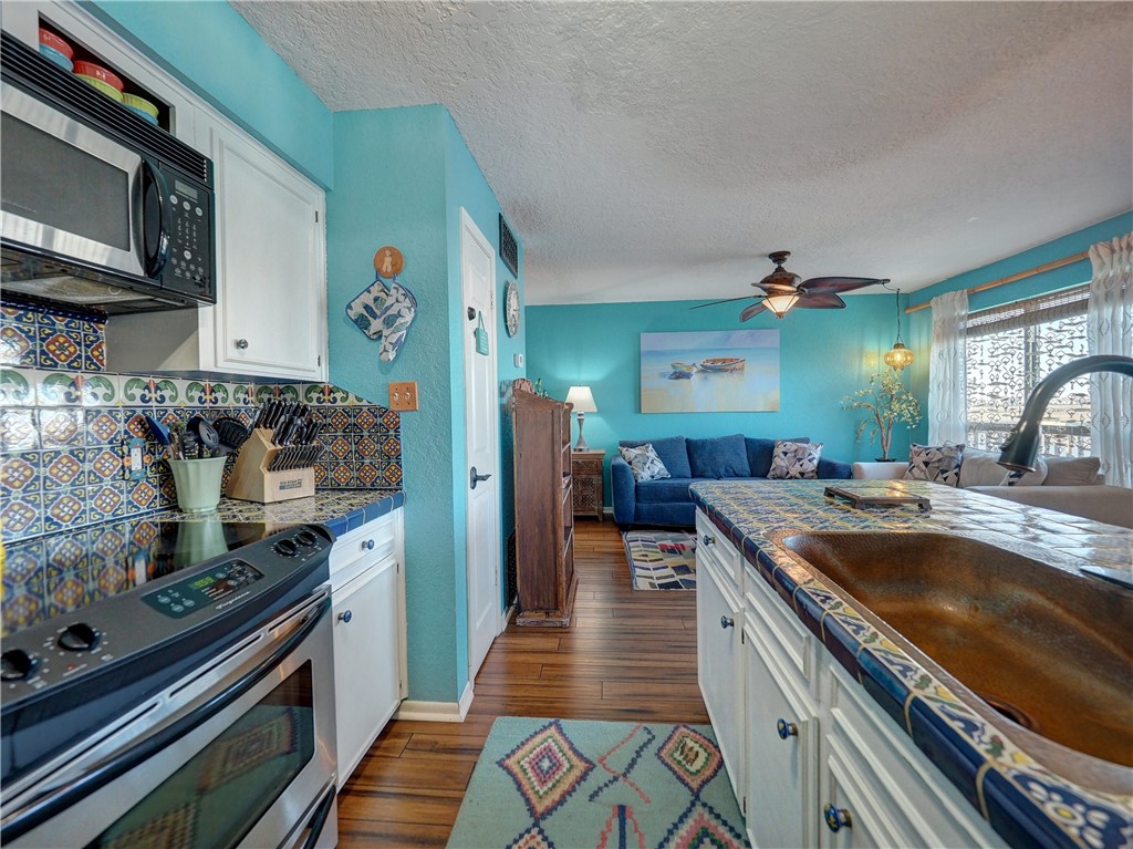 15209 Leeward Drive 6 Corpus Christi TX 78418