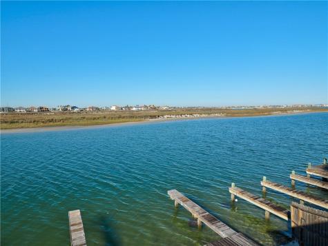 15209 Leeward Drive 6 Corpus Christi TX 78418