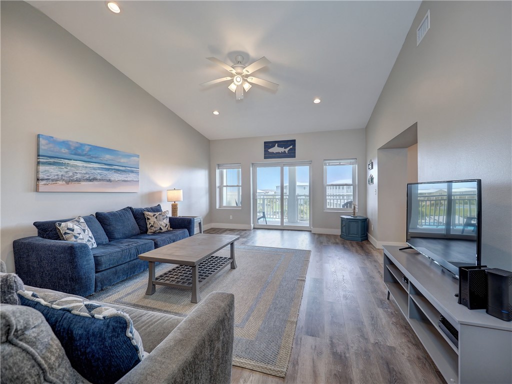 1107 S 11th Street 39 Port Aransas TX 78373
