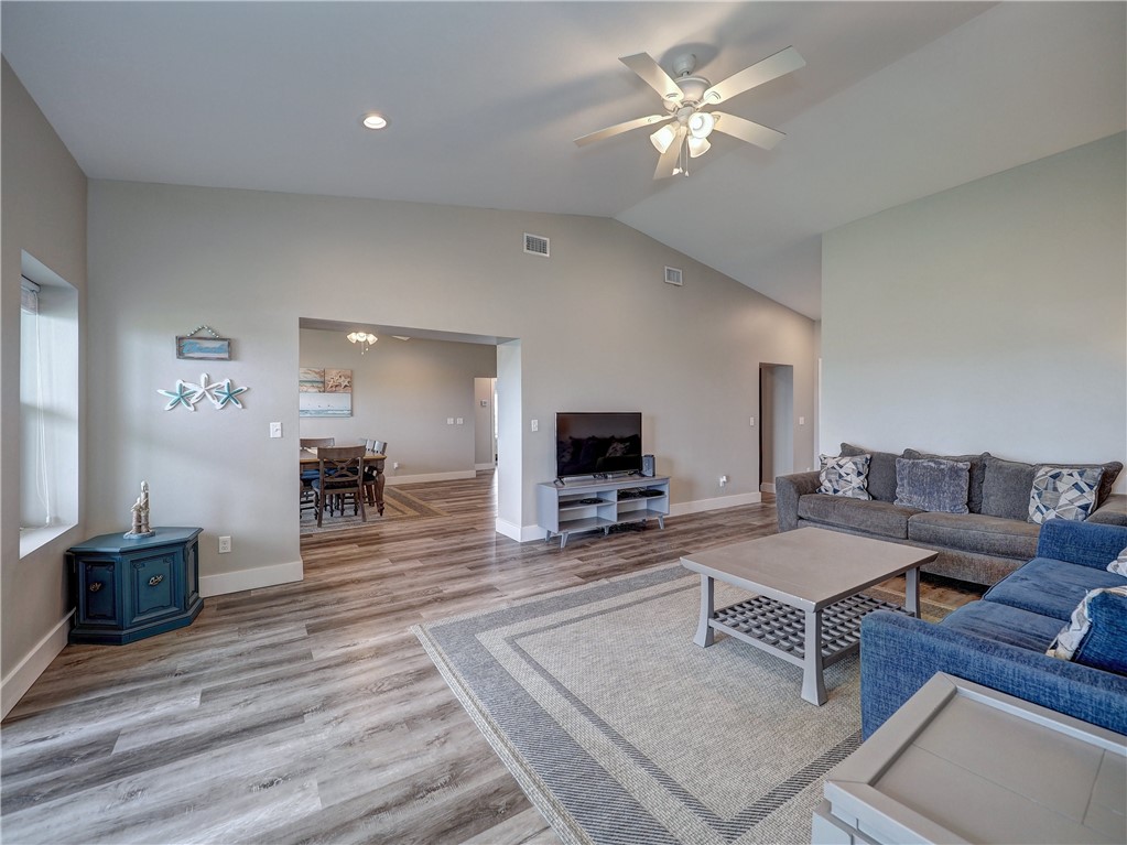 1107 S 11th Street 39 Port Aransas TX 78373
