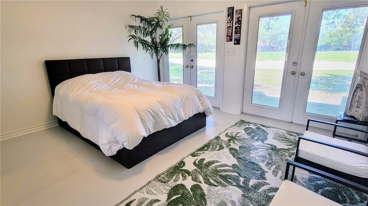 210 Oak Bay Street 1003 Rockport TX 78382
