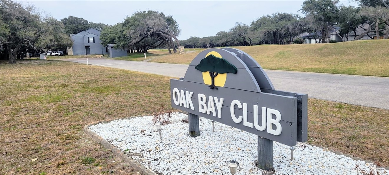 210 Oak Bay Street 1003 Rockport TX 78382