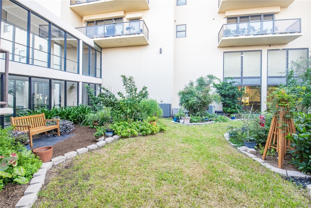 1400 Ocean Dr 304c Corpus Christi TX 78404