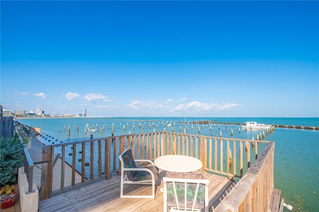 1400 Ocean Dr 304c Corpus Christi TX 78404
