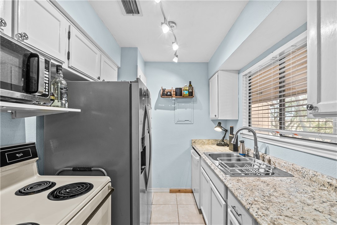 7122 Premont Drive H202 Corpus Christi TX 78414